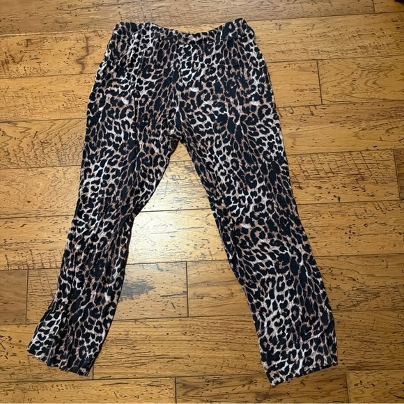 Soma Wild Leopard Print Leggings - Picture 3 of 7